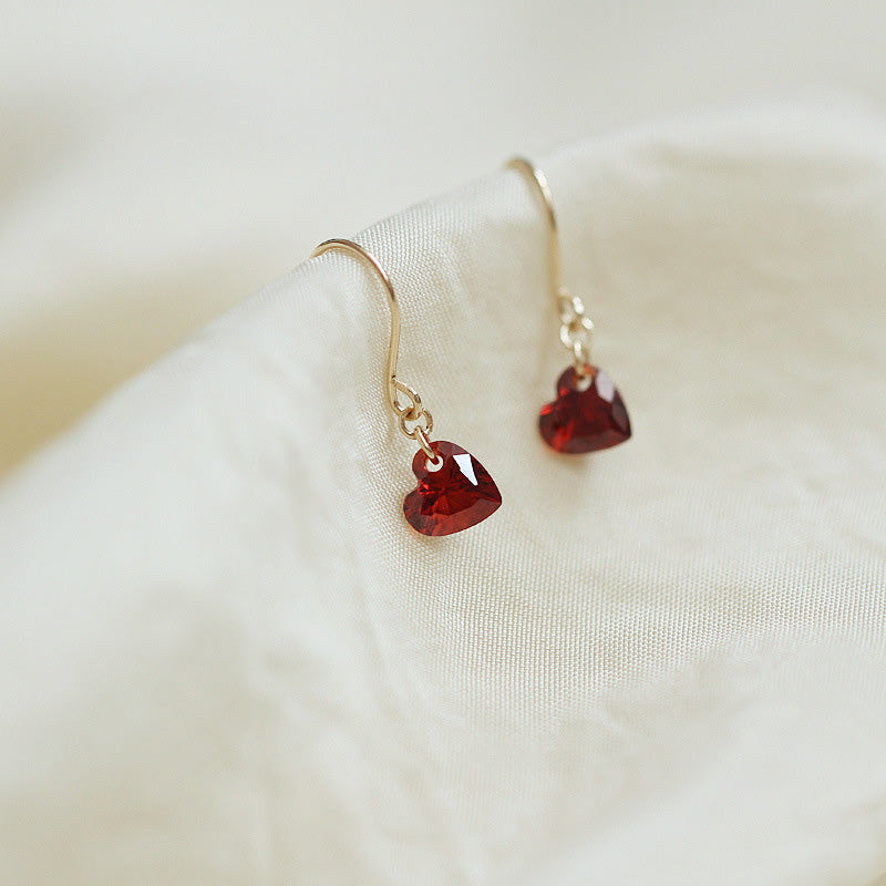 RED HEART THREADER EARRINGS - Luminous Amore